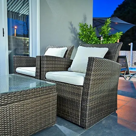 Melani With Heated Pool Villa Sinj